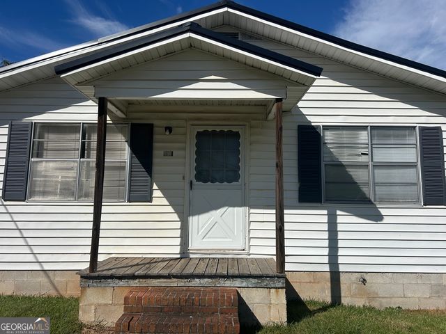 401 N 14th Avenue, Lanett, AL 36863