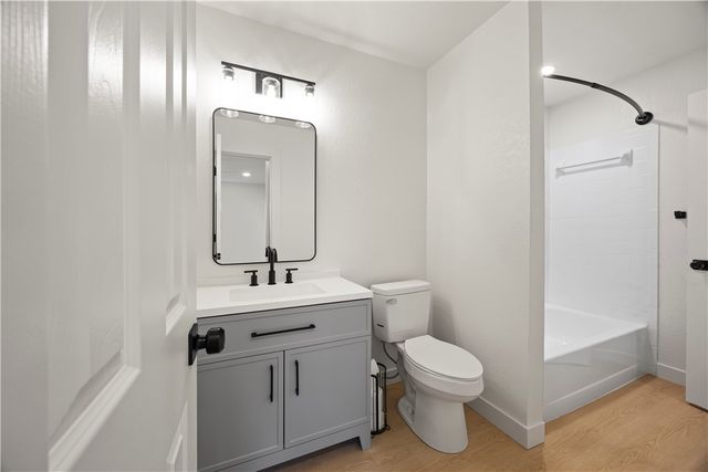 2007 Sycamore Place A, Springdale, AR 72762