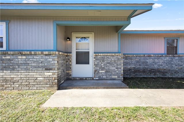 2007 Sycamore Place A, Springdale, AR 72762