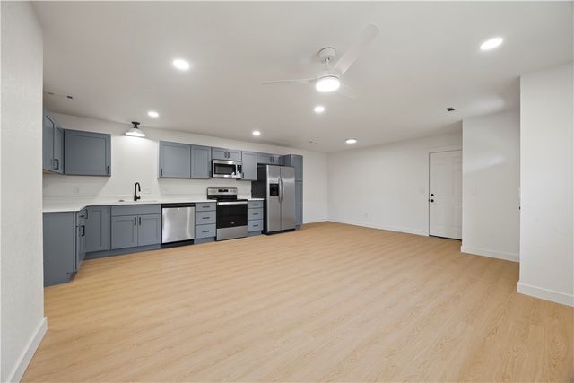 2007 Sycamore Place A, Springdale, AR 72762