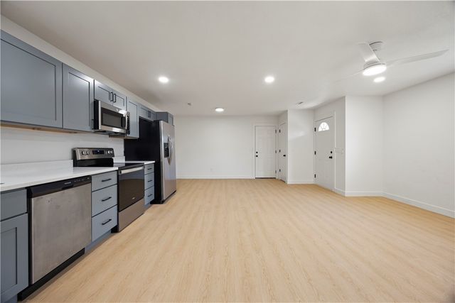 2007 Sycamore Place A, Springdale, AR 72762