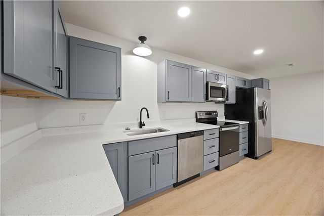 2007 Sycamore Place A, Springdale, AR 72762