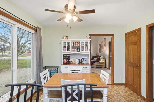 621 Cedar Lane, Bowling Green, OH 43402