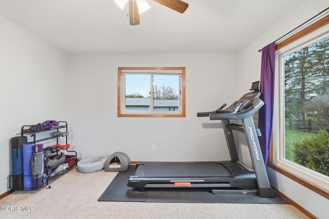 621 Cedar Lane, Bowling Green, OH 43402