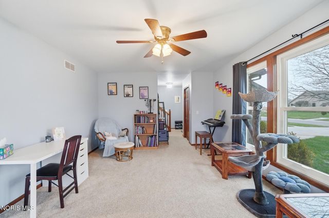 621 Cedar Lane, Bowling Green, OH 43402