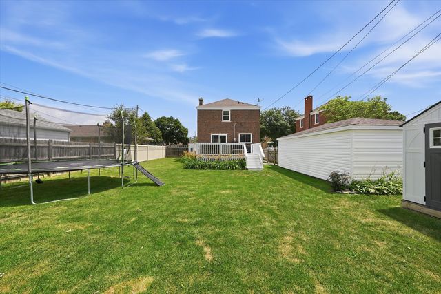 1616 Balmoral Avenue, Westchester, IL 60154