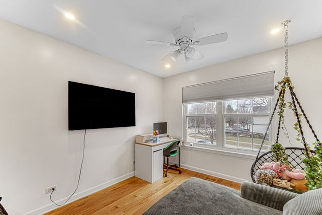 589 marseilles Circle, Buffalo Grove, IL 60089