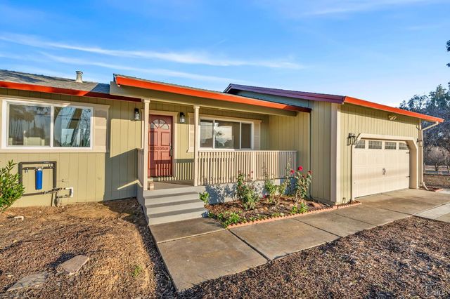 7562 Paddon Rd, Vacaville, CA 95688