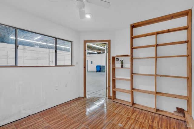 7562 Paddon Rd, Vacaville, CA 95688