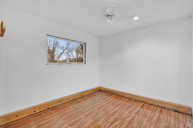 7562 Paddon Rd, Vacaville, CA 95688