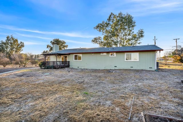 7562 Paddon Rd, Vacaville, CA 95688