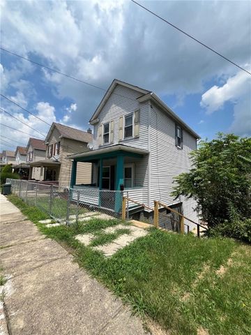 702 Sellers Avenue, Jeannette, PA 15644