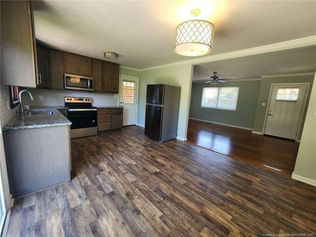 5459 Plateau Road SW, Fayetteville, NC 28303