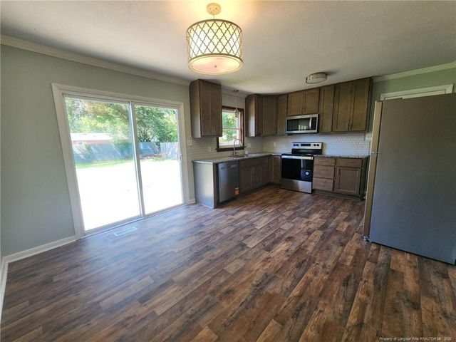 5459 Plateau Road SW, Fayetteville, NC 28303