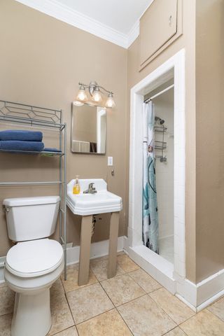 606 S Blackburn Street, Brady, TX 76825