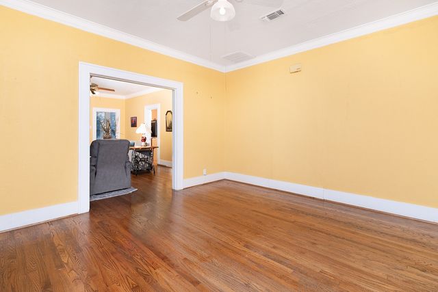 606 S Blackburn Street, Brady, TX 76825