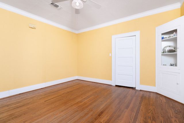 606 S Blackburn Street, Brady, TX 76825