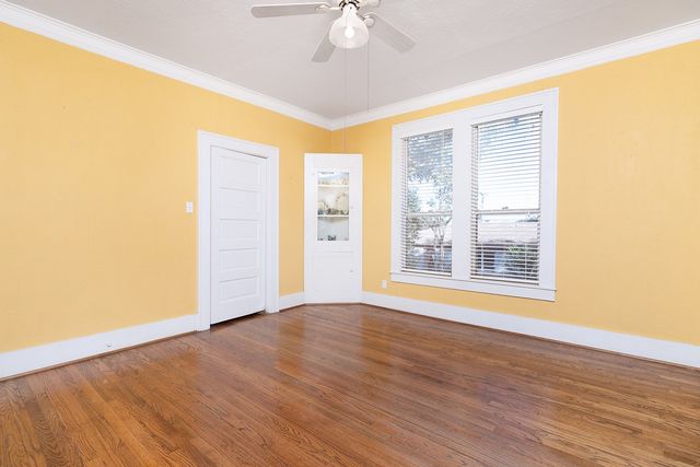 606 S Blackburn Street, Brady, TX 76825