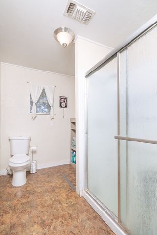 606 S Blackburn Street, Brady, TX 76825