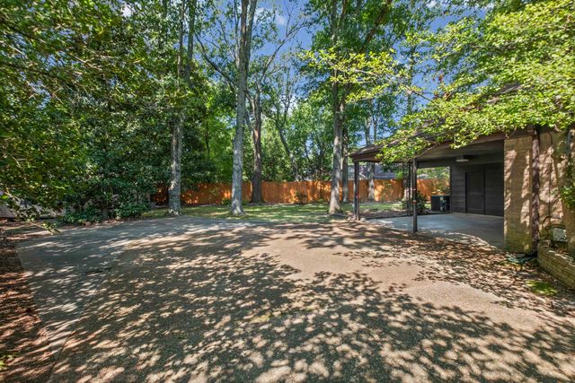 2609 CAVERSHAM CV, Memphis, TN 38119