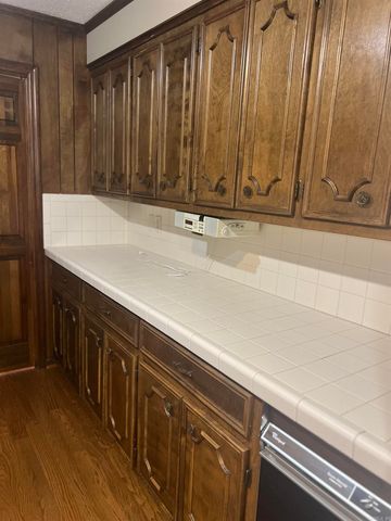 3214 N Rodney Paraham Road, Little Rock, AR 72212