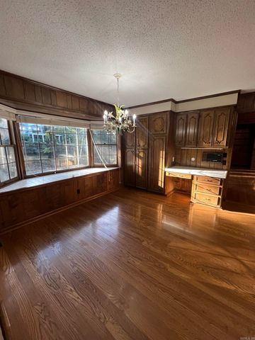 3214 N Rodney Paraham Road, Little Rock, AR 72212