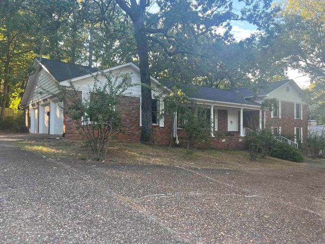 3214 N Rodney Paraham Road, Little Rock, AR 72212