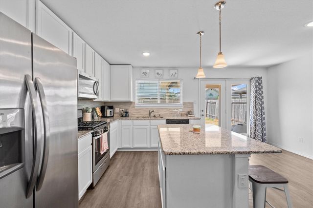 2129 Cedar Way Drive, Conroe, TX 77301