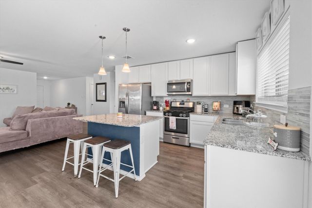 2129 Cedar Way Drive, Conroe, TX 77301