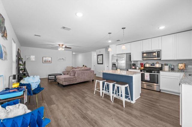 2129 Cedar Way Drive, Conroe, TX 77301