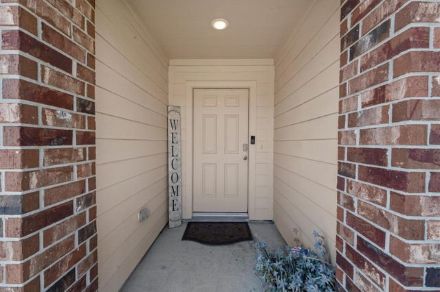2129 Cedar Way Drive, Conroe, TX 77301