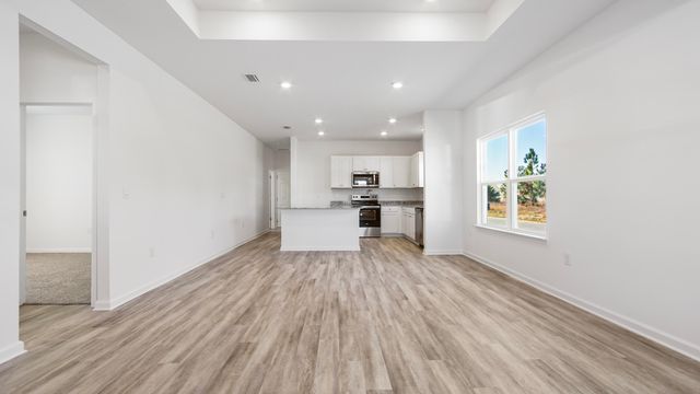 180 Huckleberry Street, Freeport, FL 32439