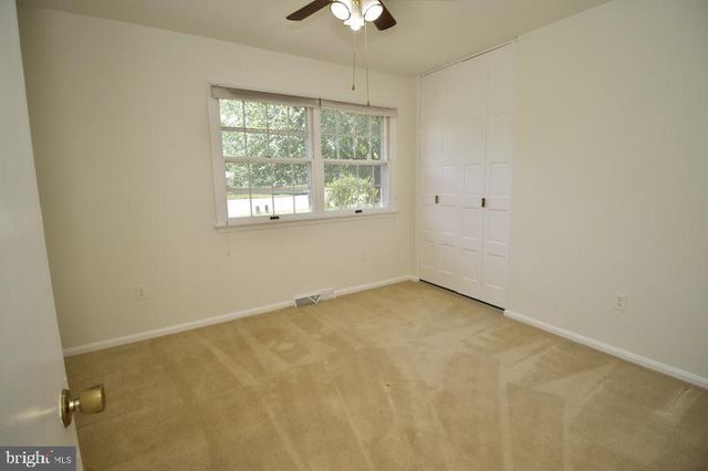 18 N SPRINGVIEW DR, Dover, DE 19901