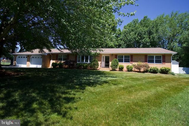 18 N SPRINGVIEW DR, Dover, DE 19901