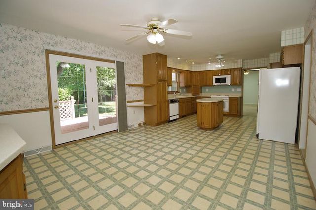 18 N SPRINGVIEW DR, Dover, DE 19901
