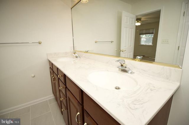 18 N SPRINGVIEW DR, Dover, DE 19901