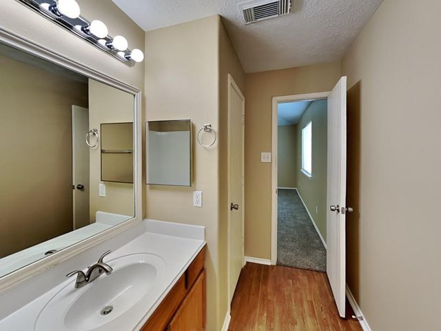 1515 Glasholm Drive, Houston, TX 77073