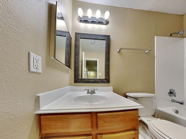 1515 Glasholm Drive, Houston, TX 77073