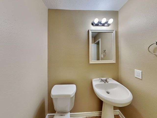 1515 Glasholm Drive, Houston, TX 77073