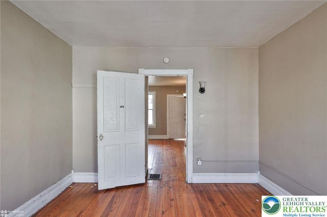 934 West Pine Street, Allentown City, PA 18102