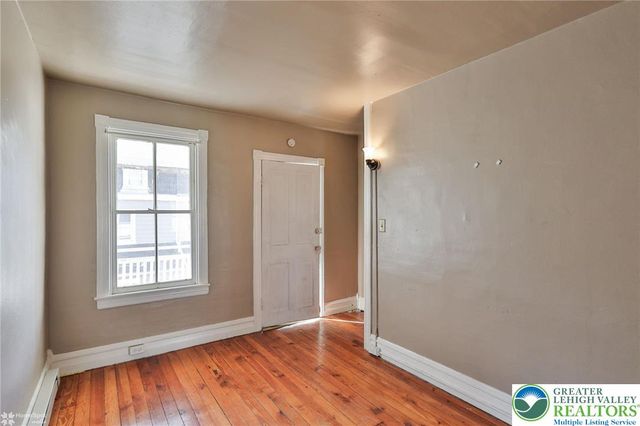 934 West Pine Street, Allentown City, PA 18102