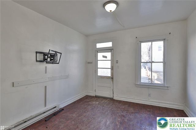 934 West Pine Street, Allentown City, PA 18102