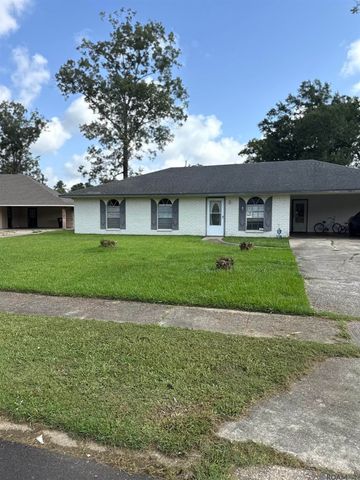 9627 Scotswood Dr, Baton Rouge, LA 70818