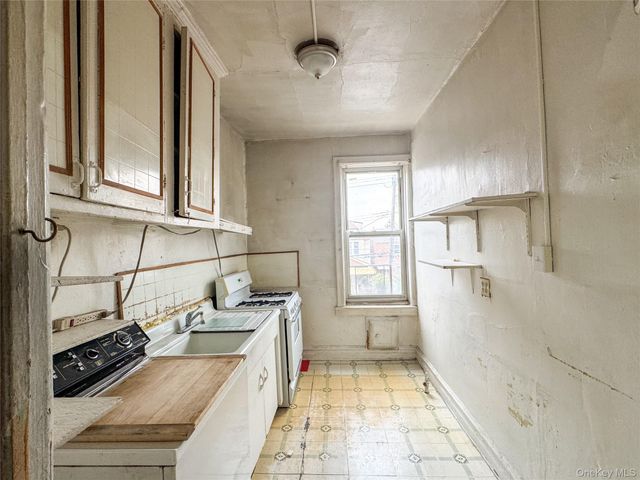 10918 Lefferts Boulevard B2, South Ozone Park, NY 11420