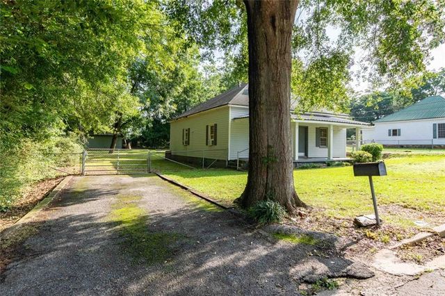 1716 Green Street NE, Conyers, GA 30012