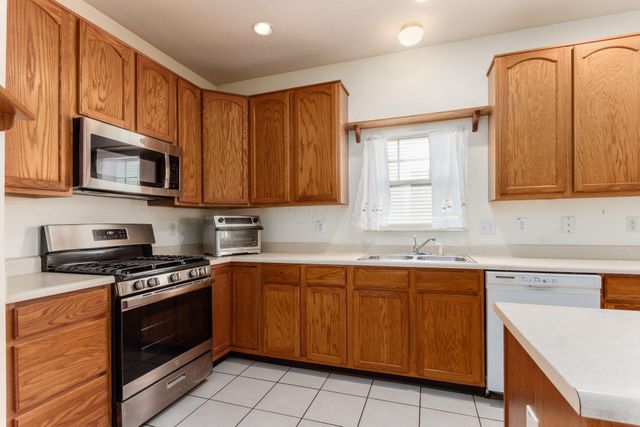 6010 Coventry Bend Drive, Hilliard, OH 43026