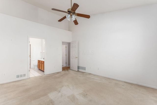 6010 Coventry Bend Drive, Hilliard, OH 43026