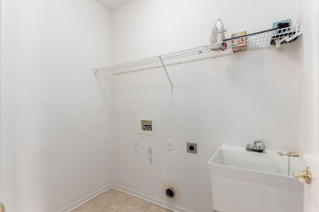 6010 Coventry Bend Drive, Hilliard, OH 43026