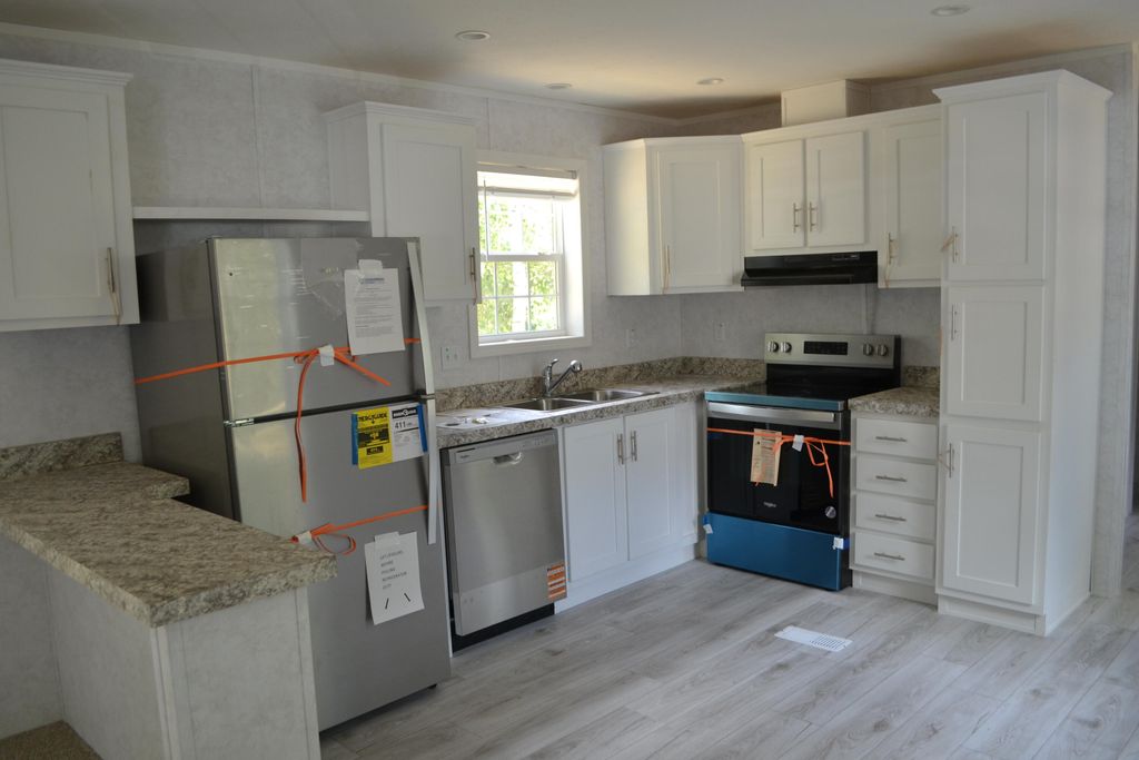 84 Sanford Road 13, Alfred, ME 04002 — photo 5