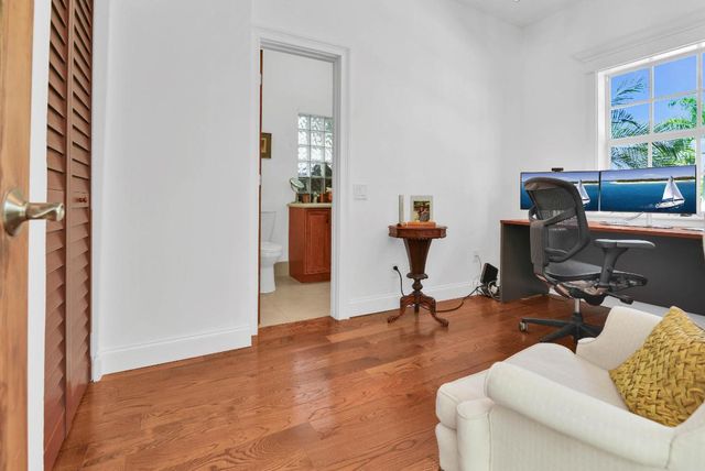 10900 Haydn Drive, Boca Raton, FL 33498